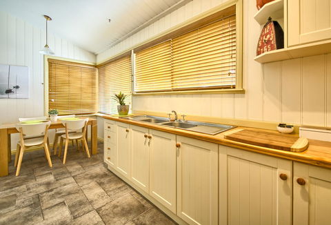 Spencer Suites Albany - Australian Directory 3