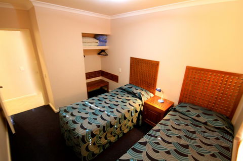 Bunbury Apartment Motel - Australian Directory 12