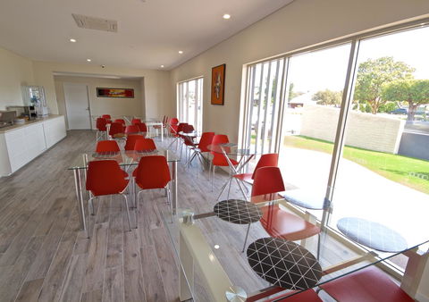 Bunbury Apartment Motel - Australian Directory 10