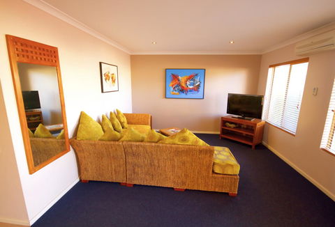 Bunbury Apartment Motel - Australian Directory 13