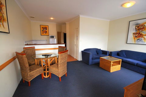 Bunbury Apartment Motel - Australian Directory 5