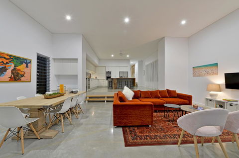 Sandpiper Retreat - Australian Directory 6