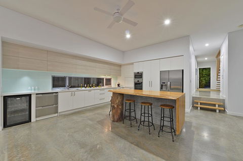 Sandpiper Retreat - Australian Directory 5