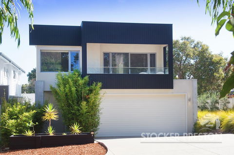 Sandpiper Retreat - Australian Directory 1