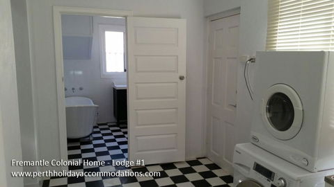Fremantle Colonial Home - Australian Directory 32