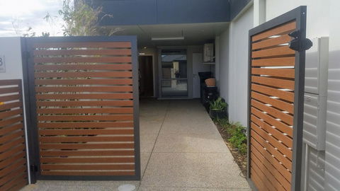 Mandurah Beach Front Apartment - Australian Directory 19
