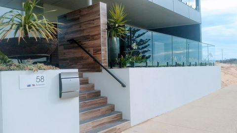 Mandurah Beach Front Apartment - Australian Directory 5