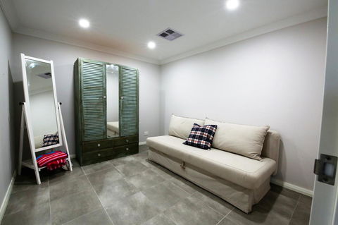 Studio Style Mindarie Marina - Australian Directory 7