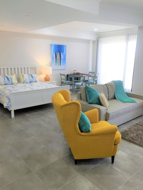 Studio Style Mindarie Marina - Australian Directory 3