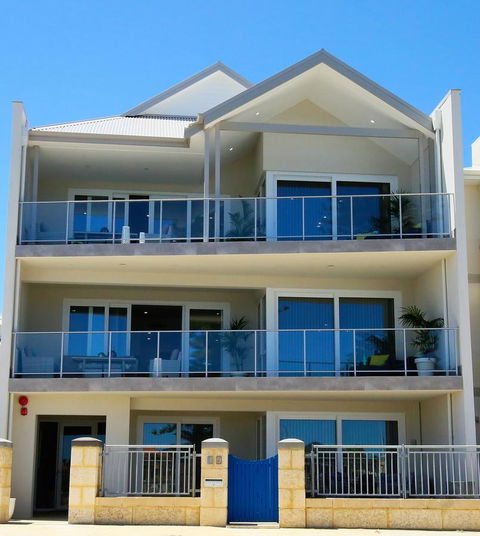 Studio Style Mindarie Marina - Australian Directory 9