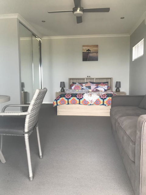 Beach House At SeaScapes.. - Australian Directory 9