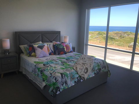 Beach House At SeaScapes.. - Australian Directory 0