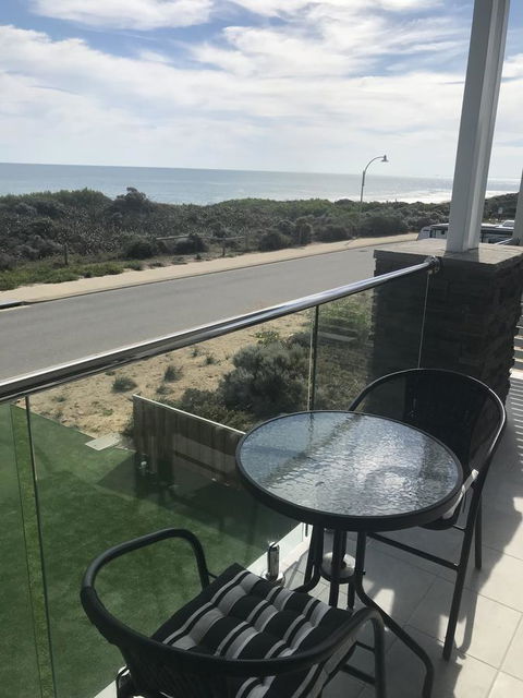 Beach House At SeaScapes.. - Australian Directory 14