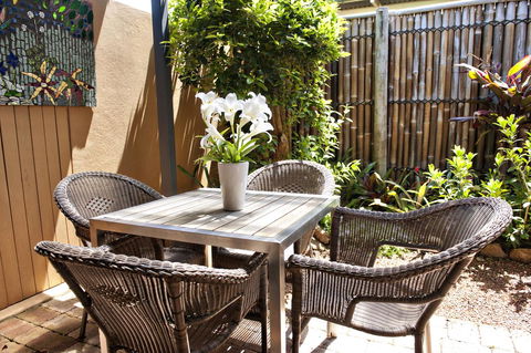 Vintages Accommodation - Australian Directory 17