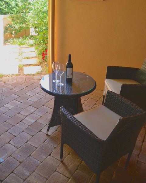 Vintages Accommodation - Australian Directory 32