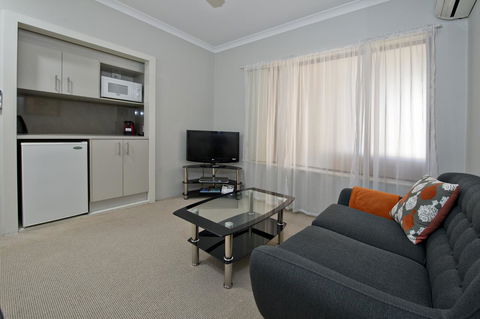 Vintages Accommodation - Australian Directory 21