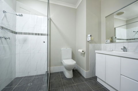 Vintages Accommodation - Australian Directory 42