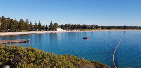 Park Avenue Holiday Units - Australian Directory 3