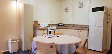 Park Avenue Holiday Units - Australian Directory 17