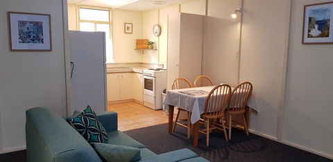 Park Avenue Holiday Units - Australian Directory 4