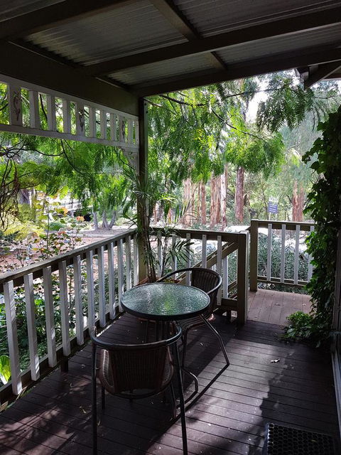 Adamsons Riverside Accommodation - Australian Directory 32