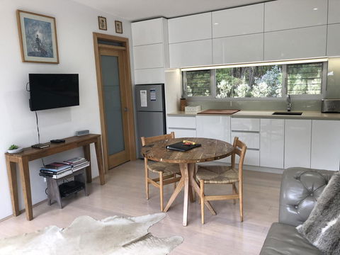 Banksia Luxury Villa - Australian Directory 9