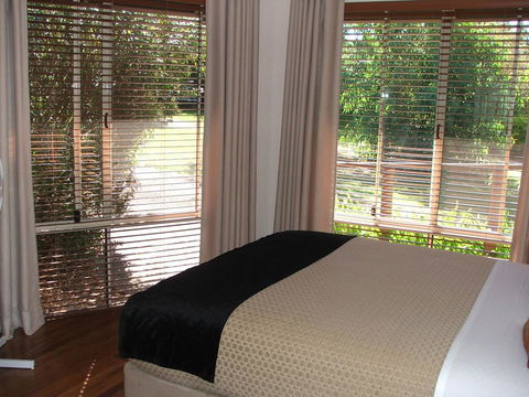 Celestine Retreat - Australian Directory 18