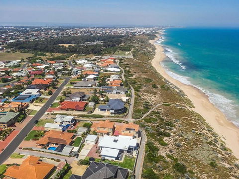 Caravel Beach House Mandurah - Australian Directory 17