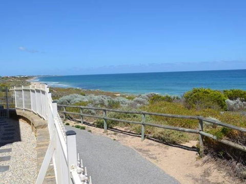 Caravel Beach House Mandurah - Australian Directory 34