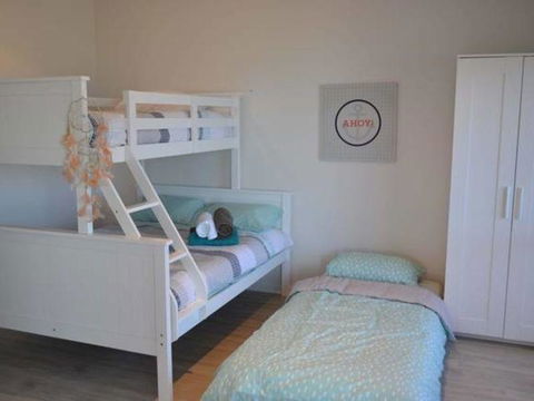 Caravel Beach House Mandurah - Australian Directory 21