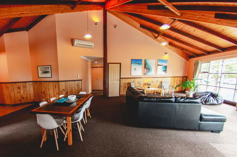 Yot Spot Apartments - Australian Directory 1