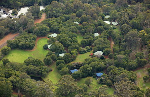 Waterfall Cottages - Australian Directory 8