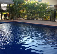 Breezes Apartments - Australian Directory