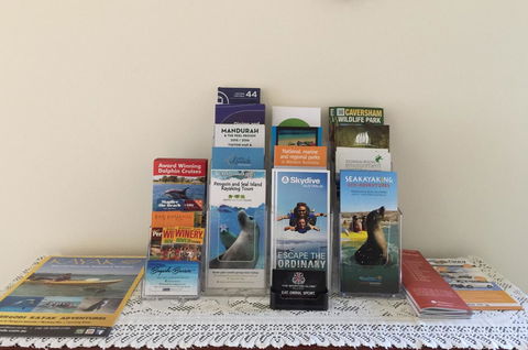 The Royal Dolphin Bed & Breakfast Safety Bay - Australian Directory 27