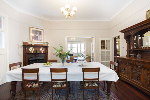 Historic Oakhill House Entire Estate - Australian Directory 14