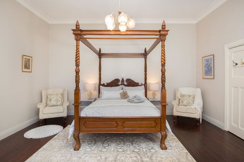 Historic Oakhill House Entire Estate - Australian Directory 1