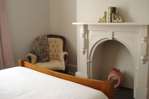 Bluebird Cottage - Australian Directory 7