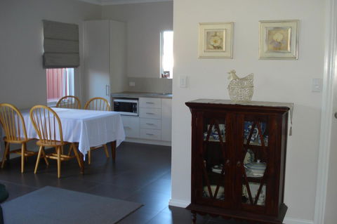 Bluebird Cottage - Australian Directory 19