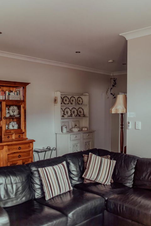 Bluebird Cottage - Australian Directory 15