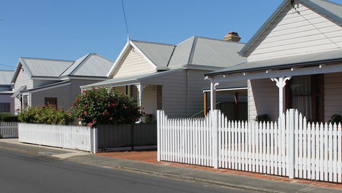 Bluebird Cottage - Australian Directory 32