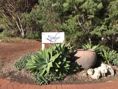 Zephyr Studio - Australian Directory 23