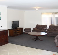 Byford House on the Scarp - Australian Directory