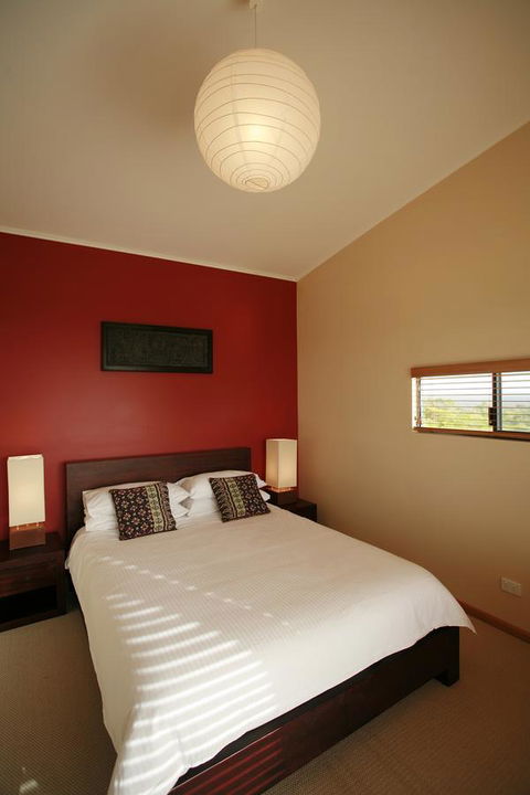 Redgate Beach Escape - Australian Directory 5