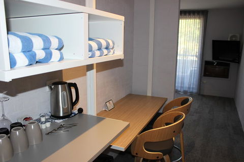 Atrium Hotel Mandurah - Australian Directory 11