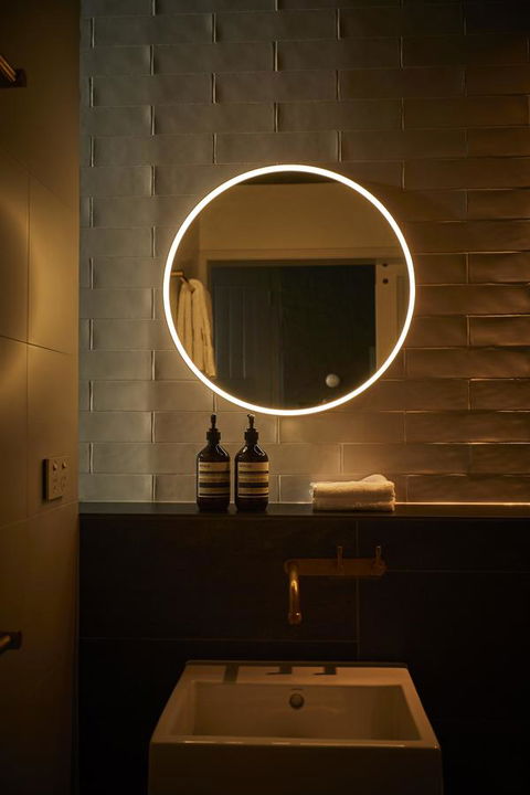 The Premier Mill Hotel - Australian Directory 36
