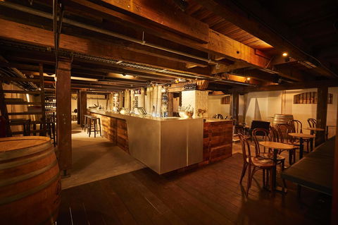 The Premier Mill Hotel - Australian Directory 39
