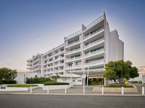 The Sebel Mandurah - Australian Directory 44