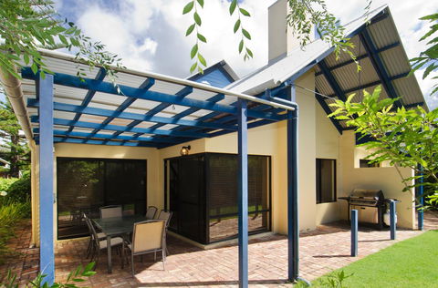Dunsborough Beach Cottages - Australian Directory 7