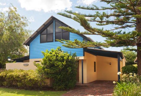 Dunsborough Beach Cottages - Australian Directory 5
