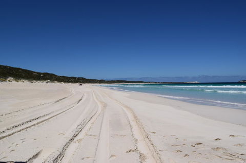 Eagle Bay House - Australian Directory 37